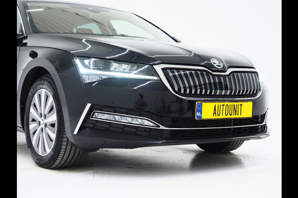Škoda Superb Combi 1.4 TSI iV 218PK | Leder/Alcantara | Trekhaak | Memory | Virtual | Adaptive Cruise | PDC | Carplay