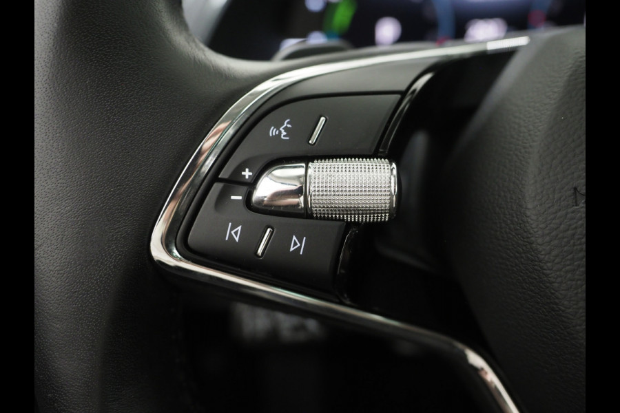 Škoda Superb Combi 1.4 TSI iV 218PK | Leder/Alcantara | Trekhaak | Memory | Virtual | Adaptive Cruise | PDC | Carplay