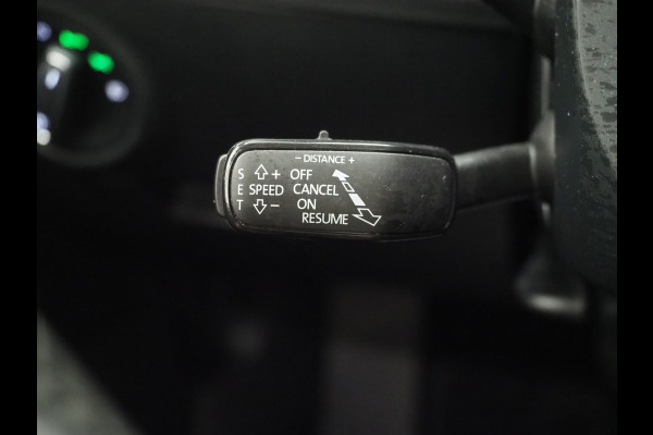 Škoda Superb Combi 1.4 TSI iV 218PK | Leder/Alcantara | Trekhaak | Memory | Virtual | Adaptive Cruise | PDC | Carplay