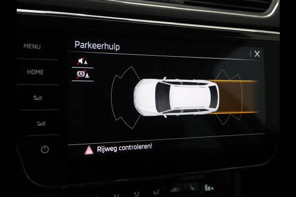 Škoda Superb Combi 1.4 TSI iV 218PK | Leder/Alcantara | Trekhaak | Memory | Virtual | Adaptive Cruise | PDC | Carplay