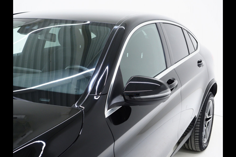 Mercedes-Benz GLC Coupé 300e 4MATIC AMG | Leder/Alcantara | Camera | Stoelverwarming | Sportstuur | Cruise | DAB | Carplay