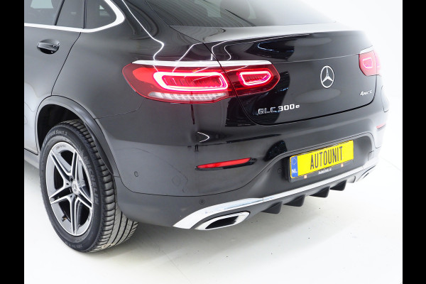Mercedes-Benz GLC Coupé 300e 4MATIC AMG | Leder/Alcantara | Camera | Stoelverwarming | Sportstuur | Cruise | DAB | Carplay