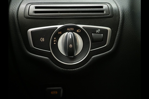 Mercedes-Benz GLC Coupé 300e 4MATIC AMG | Leder/Alcantara | Camera | Stoelverwarming | Sportstuur | Cruise | DAB | Carplay