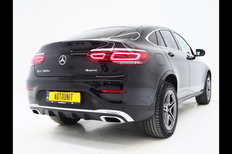 Mercedes-Benz GLC Coupé 300e 4MATIC AMG | Leder/Alcantara | Camera | Stoelverwarming | Sportstuur | Cruise | DAB | Carplay