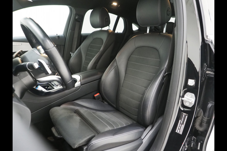 Mercedes-Benz GLC Coupé 300e 4MATIC AMG | Leder/Alcantara | Camera | Stoelverwarming | Sportstuur | Cruise | DAB | Carplay