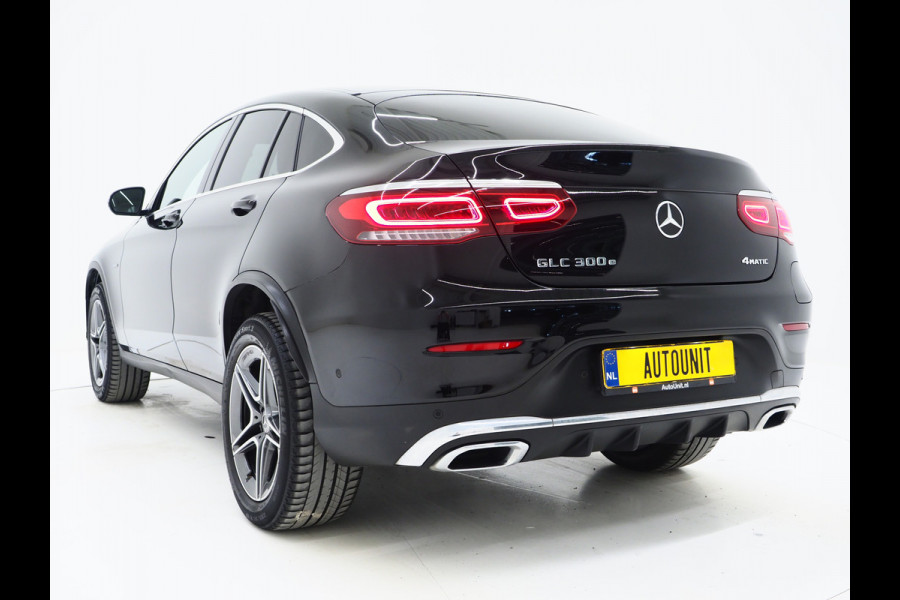 Mercedes-Benz GLC Coupé 300e 4MATIC AMG | Leder/Alcantara | Camera | Stoelverwarming | Sportstuur | Cruise | DAB | Carplay