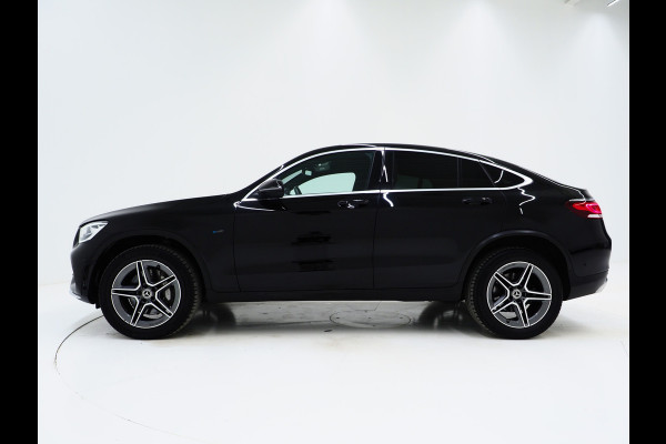 Mercedes-Benz GLC Coupé 300e 4MATIC AMG | Leder/Alcantara | Camera | Stoelverwarming | Sportstuur | Cruise | DAB | Carplay