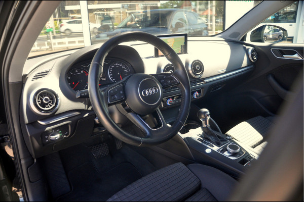 Audi A3 Sportback 1.5 TFSI CoD Design Pro Line Plus | Navi | Trekhaak | Nette staat!