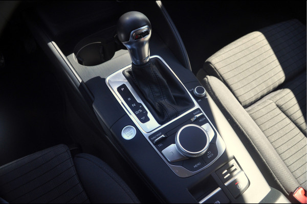 Audi A3 Sportback 1.5 TFSI CoD Design Pro Line Plus | Navi | Trekhaak | Nette staat!