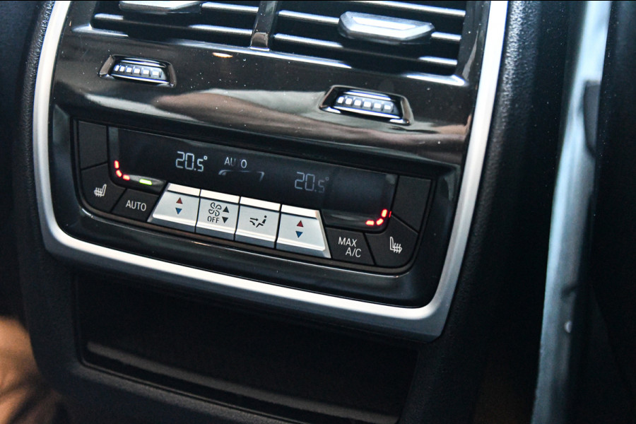 BMW X5 XDrive45e M-Sport, Massage, Laser, 22" Vossen, Comfort, Shadow, Luchtvering, Trekhaak, Pano, Ventilatie, Keyless, ACC, Full