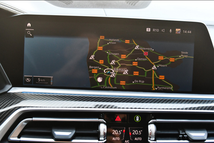 BMW X5 XDrive45e M-Sport, Massage, Laser, 22" Vossen, Comfort, Shadow, Luchtvering, Trekhaak, Pano, Ventilatie, Keyless, ACC, Full