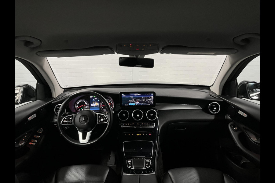 Mercedes-Benz GLC 200 4MATIC Advantage Trekhaak | Cruise control | Stoelverwarming | Carplay | 20" wielen | Achteruitrij camera | Leder