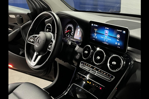 Mercedes-Benz GLC 200 4MATIC Advantage Trekhaak | Cruise control | Stoelverwarming | Carplay | 20" wielen | Achteruitrij camera | Leder