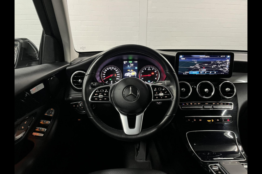 Mercedes-Benz GLC 200 4MATIC Advantage Trekhaak | Cruise control | Stoelverwarming | Carplay | 20" wielen | Achteruitrij camera | Leder