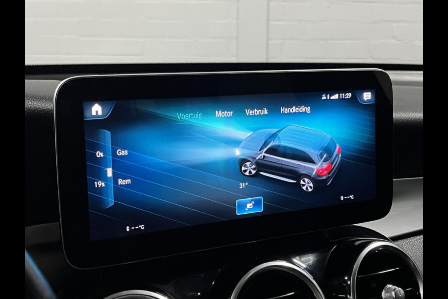 Mercedes-Benz GLC 200 4MATIC Advantage Trekhaak | Cruise control | Stoelverwarming | Carplay | 20" wielen | Achteruitrij camera | Leder