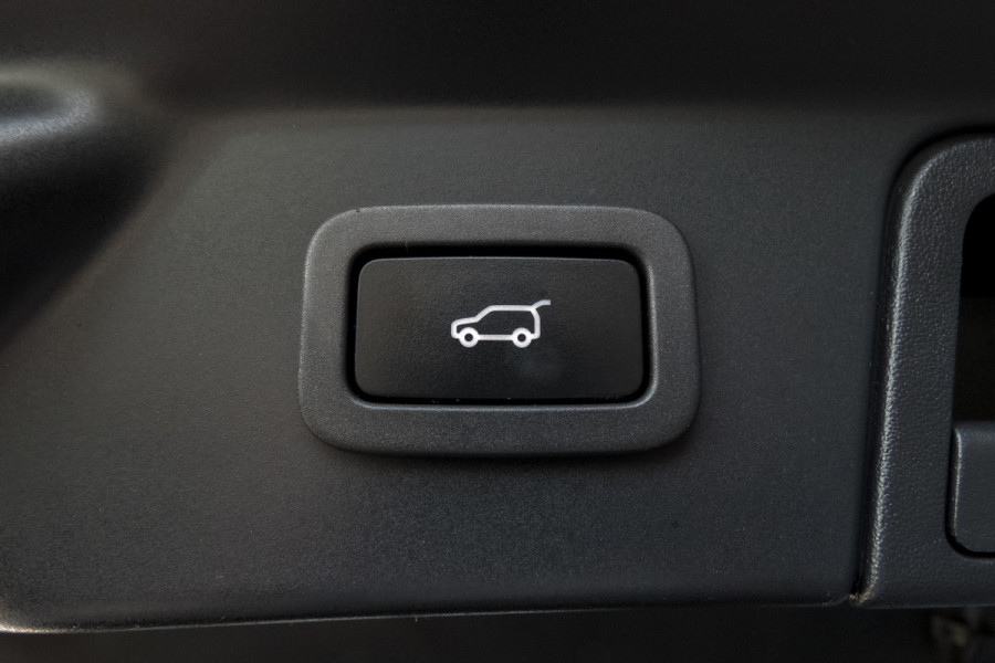 Land Rover Range Rover Velar 2.0 P400e S | Pano |HUD| 360°|Meridian|Elekt. Verst. Stoelen