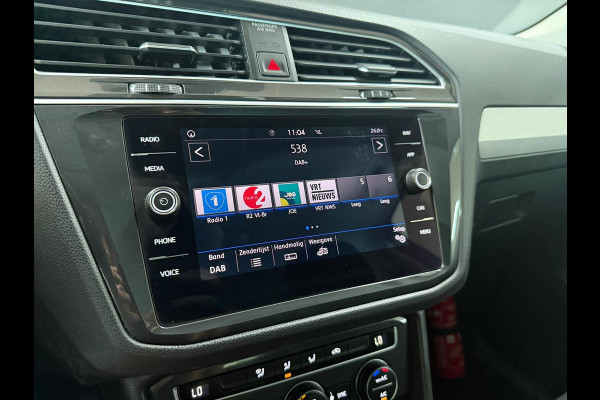 Volkswagen Tiguan 1.5 TSI ACT Comfortline Business | Navigatie | Sensoren.