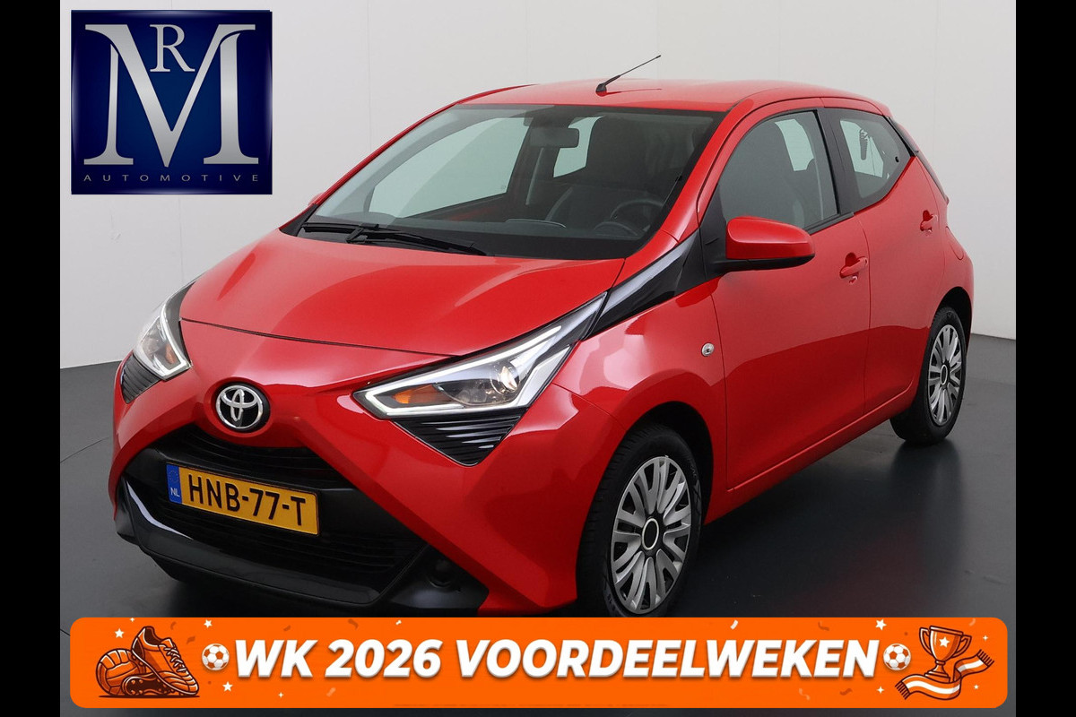 Toyota Aygo 1.0 VVT-i x-play VAN: 15.900,- VOOR: 13.877,- UW WKVOORDEEL: 2.023,- | AUTOMAAT | APPLE CARPLAY / ANDROID AUTO | CAMERA | AIRCO | ONDERHOUD UITGEVOERD | DIRECT LEVERBAAR |