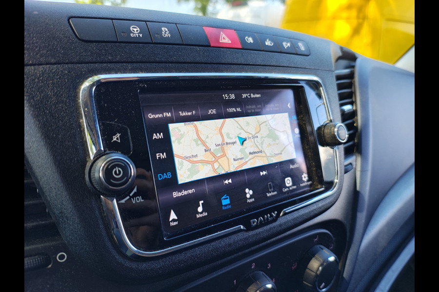 Iveco Daily 35C16H 2.3 410 Automaat Meubelbak 3-Persoons Euro 6 Camera Navi Bluetooth Airco Cruise Control Led Lat om Lat betimmering Achterdeuren 1e Eigenaar Toegestane max. massa voertuig 3500 kg