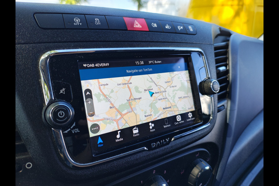 Iveco Daily 35C16H 2.3 410 Automaat Meubelbak 3-Persoons Euro 6 Camera Navi Bluetooth Airco Cruise Control Led Lat om Lat betimmering Achterdeuren 1e Eigenaar Toegestane max. massa voertuig 3500 kg