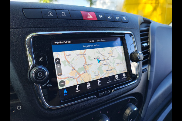 Iveco Daily 35C16H 2.3 410 Automaat Meubelbak 3-Persoons Euro 6 Camera Navi Bluetooth Airco Cruise Control Led Lat om Lat betimmering Achterdeuren 1e Eigenaar Toegestane max. massa voertuig 3500 kg