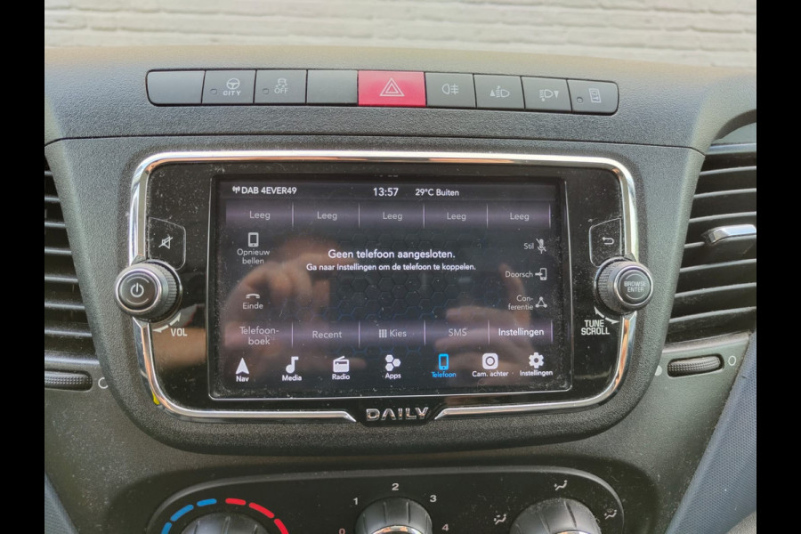 Iveco Daily 35C16H 2.3 410 Automaat Meubelbak 3-Persoons Euro 6 Camera Navi Bluetooth Airco Cruise Control Led Lat om Lat betimmering Achterdeuren 1e Eigenaar Toegestane max. massa voertuig 3500 kg