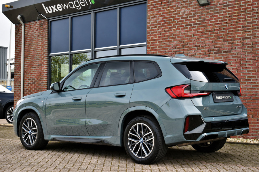 BMW X1 xDrive25e M-Sport Premium 18inch Leder Camera ACC-voorbereiding