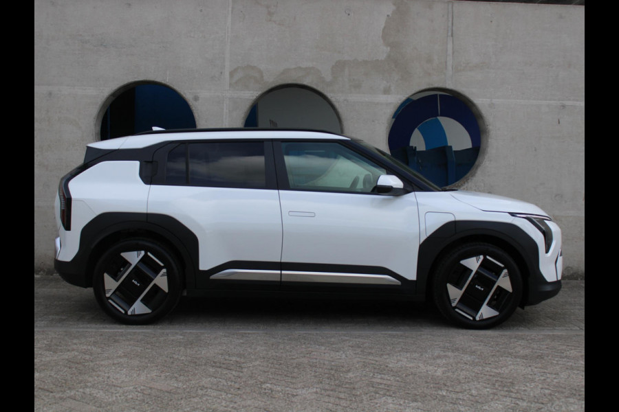 Kia EV3 Plus Advanced 81.4 kWh | STOEL EN STUURVERWARMING | 19 INCH LMV | DODEHOEK DETECTIE |