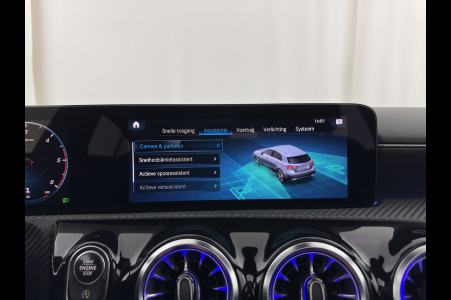 Mercedes-Benz A-Klasse 180 d Advantage (INCL-BTW) *PANO | LEATHER-FABRIC | WIDE-DIGICOCKPIT | AMBIENT-LIGHT | FULL-LED | SURROUND-VIEW | NAVI-FULLMAP | CARBON-INLAY | HEATED-SPORTSEATS | 17''ALU*