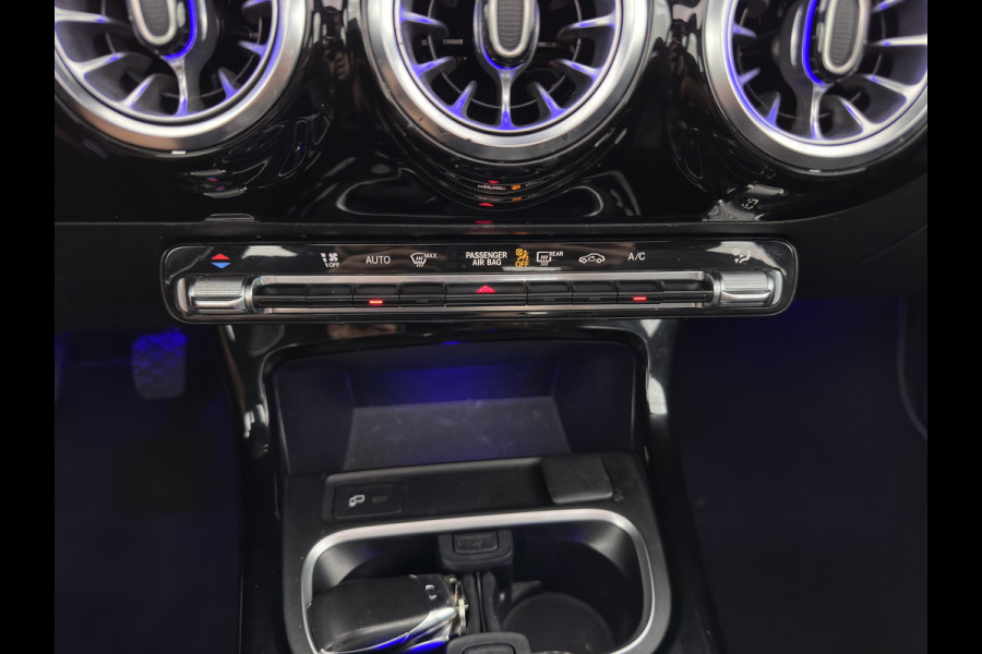 Mercedes-Benz A-Klasse 180 d Advantage (INCL-BTW) *PANO | LEATHER-FABRIC | WIDE-DIGICOCKPIT | AMBIENT-LIGHT | FULL-LED | SURROUND-VIEW | NAVI-FULLMAP | CARBON-INLAY | HEATED-SPORTSEATS | 17''ALU*