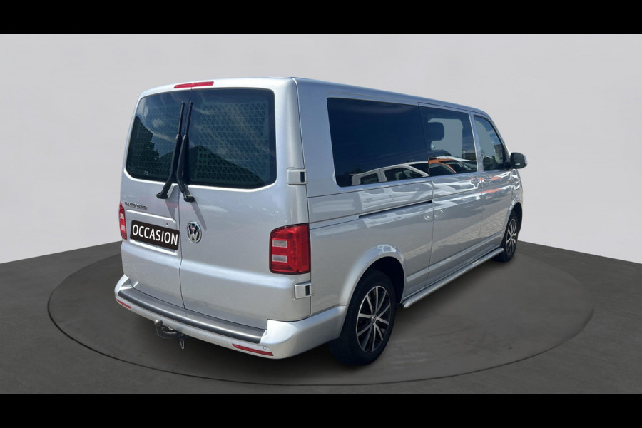 Volkswagen Transporter L2H1 Dubbel Cabine 2.0 TDI 150pk DSG 70-Edition / LED-koplampen / Automaat / Trekhaak / Navigatie / ACC