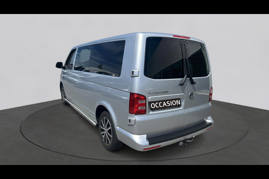 Volkswagen Transporter L2H1 Dubbel Cabine 2.0 TDI 150pk DSG 70-Edition / LED-koplampen / Automaat / Trekhaak / Navigatie / ACC