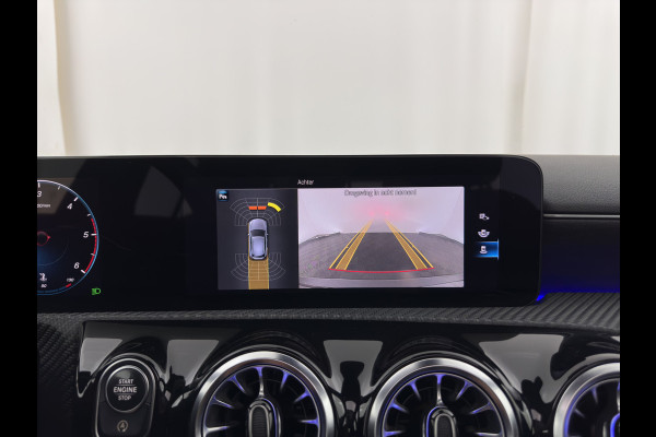 Mercedes-Benz A-Klasse 180 d Advantage (INCL-BTW) *PANO | LEATHER-FABRIC | WIDE-DIGICOCKPIT | AMBIENT-LIGHT | FULL-LED | SURROUND-VIEW | NAVI-FULLMAP | CARBON-INLAY | HEATED-SPORTSEATS | 17''ALU*