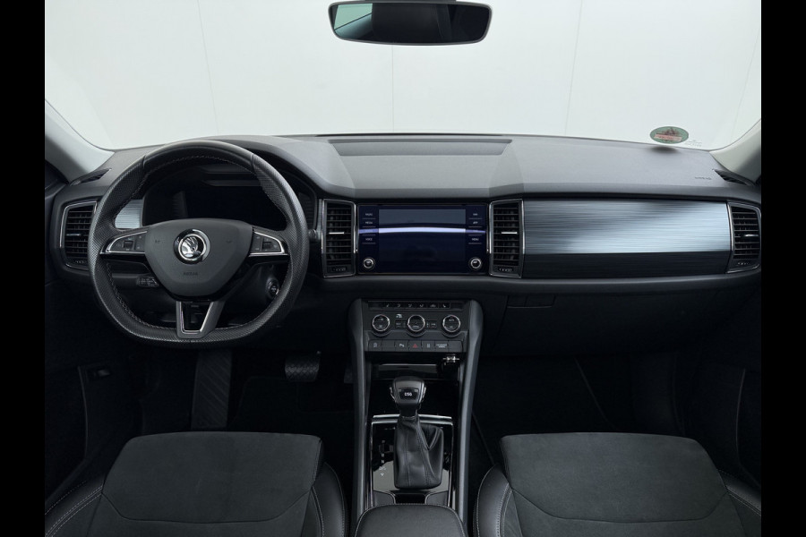 Škoda Kodiaq 1.5TSI Autom. Trekhaak Adap.Cruise Panoramadak Virtual Cockpit Camera Canton®-Audio Stoelverwarming 3-Zone Ecc Navi Apple Carpla Led Lmv Bluetooth Isofix Regen-Lichtsensor 1.800KG Trekgewicht Zeer Complete Auto