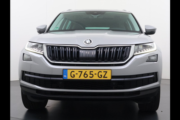 Škoda Kodiaq 1.5TSI Autom. Trekhaak Adap.Cruise Panoramadak Virtual Cockpit Camera Canton®-Audio Stoelverwarming 3-Zone Ecc Navi Apple Carpla Led Lmv Bluetooth Isofix Regen-Lichtsensor 1.800KG Trekgewicht Zeer Complete Auto
