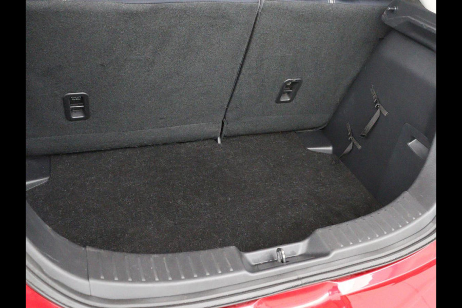 Mazda 2 1.5 Skyactiv-G Luxury | Stoel en stuurverwarming | Cruise control | Parkeersensoren | DAB | LM| Stoel en stuurverwarming | Cruise control | Parkeersensoren | DAB | LM