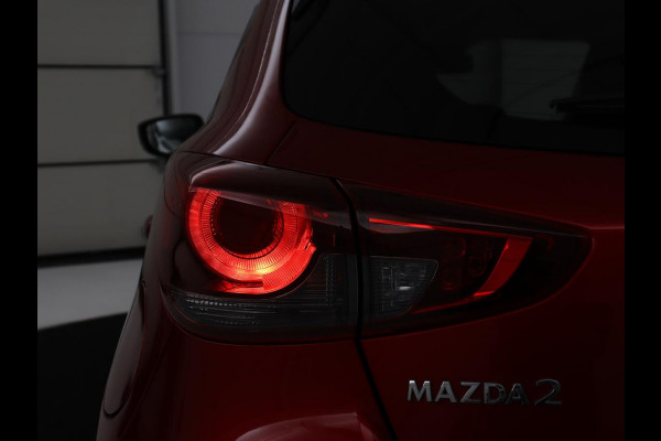Mazda 2 1.5 Skyactiv-G Luxury | Stoel en stuurverwarming | Cruise control | Parkeersensoren | DAB | LM| Stoel en stuurverwarming | Cruise control | Parkeersensoren | DAB | LM