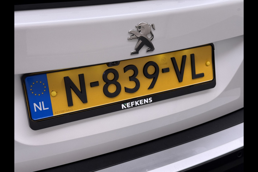 Peugeot e-2008 EV Allure Pack 50kWh SOH 95% 3-Fase 360°Camera 3D-Navi Apple Carplay Android Auto Ecc Cruise Control Pdc Keyless Privacy Glas Lmv Led DAB+ Bluetooth Lane Assist Isofix Rijstrooksensor Origineel Nederlandse Auto