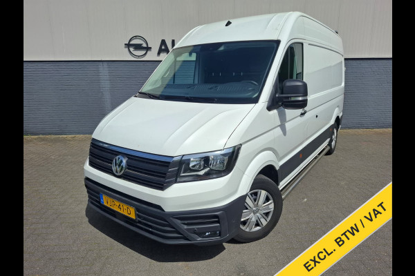 Volkswagen Crafter 35 2.0TDI L3H3 3-Persoons Camera Navi Cruise Control Voorruitverwarming Pdc DAB+ Bluetooth Airco Highline Betonplex vloer Wandbetimmering Schuifdeur Regen-Lichtsensor 2.500KG Trekgewicht Origineel Nederlandse Auto