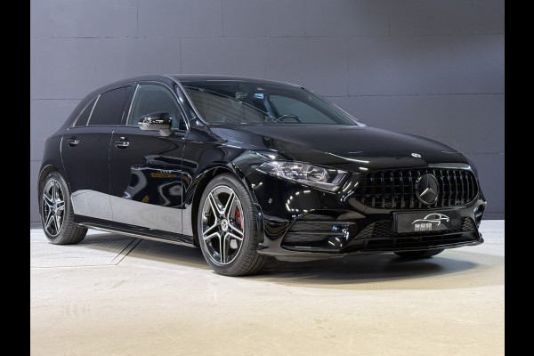 Mercedes-Benz A-Klasse 180 Business Solution AMG | Sfeerverlichting | Leder | Stoelverwarming