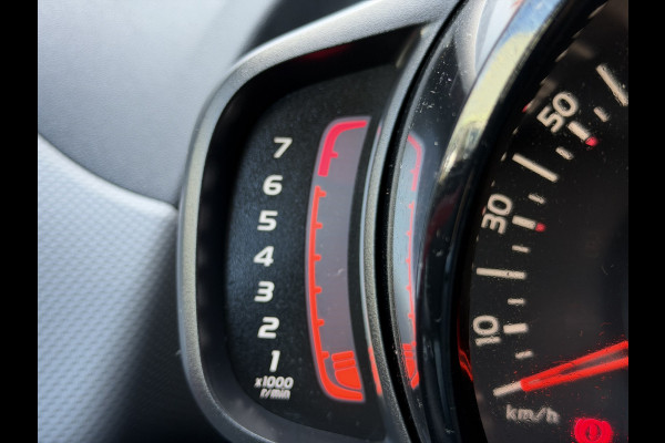 Citroën C1 1.0 VTi Feel (Camera - Navigatie via APP - Apple Carplay/Android Auto - Airco - DAB - Two TOne