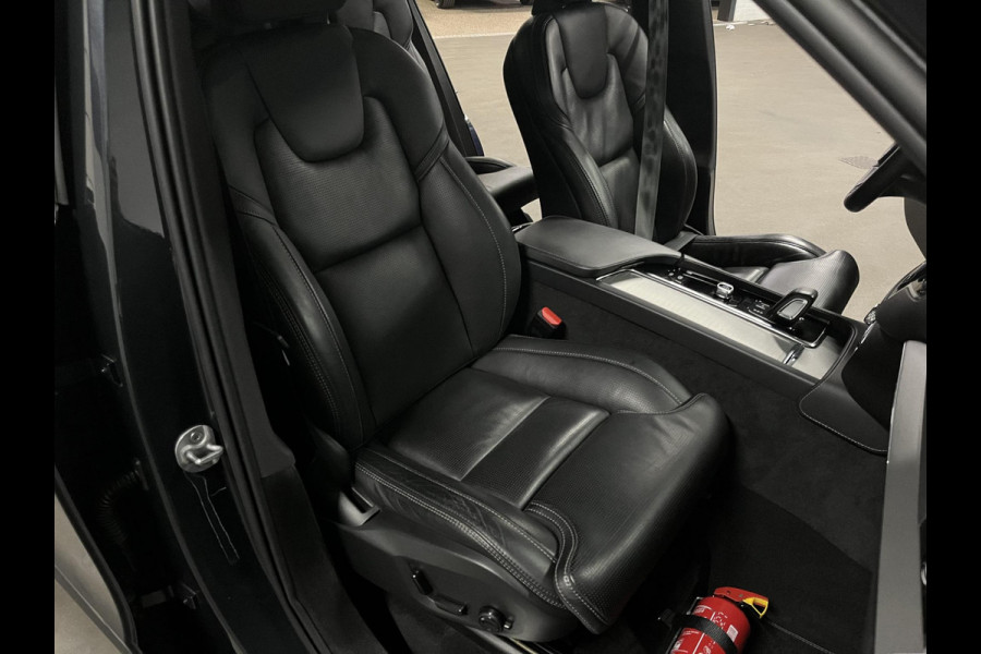 Volvo XC90 2.0 T8 Recharge AWD R-Design *long range* Luchtvering | Trekhaak | Open dak | Adapt. cruise | Stoel-/stuurverwarming | 360 camera | Stoelventilatie | 22" wielen