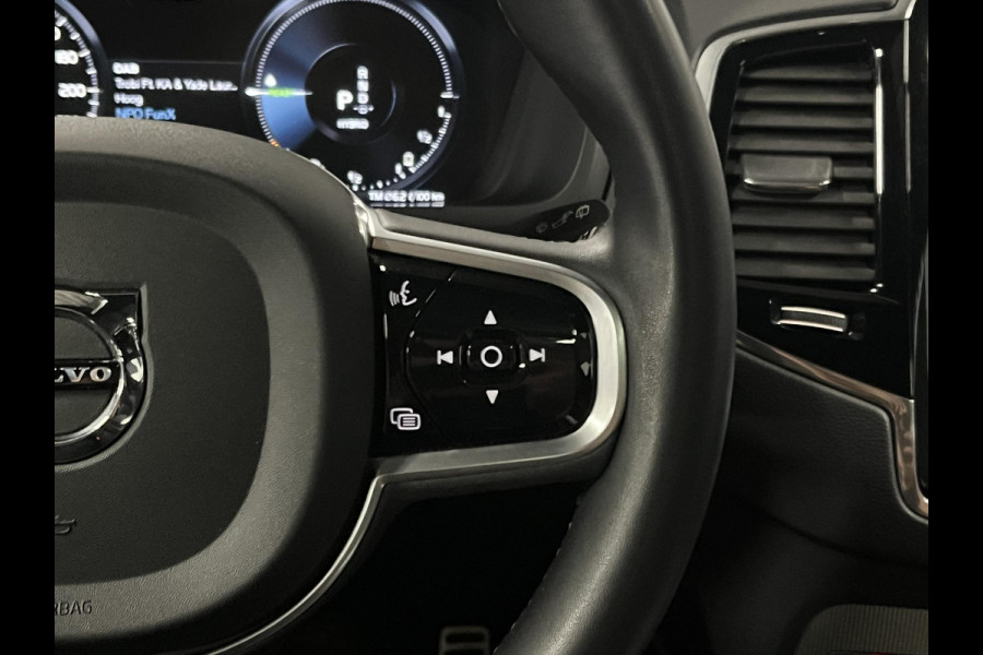 Volvo XC90 2.0 T8 Recharge AWD R-Design *long range* Luchtvering | Trekhaak | Open dak | Adapt. cruise | Stoel-/stuurverwarming | 360 camera | Stoelventilatie | 22" wielen