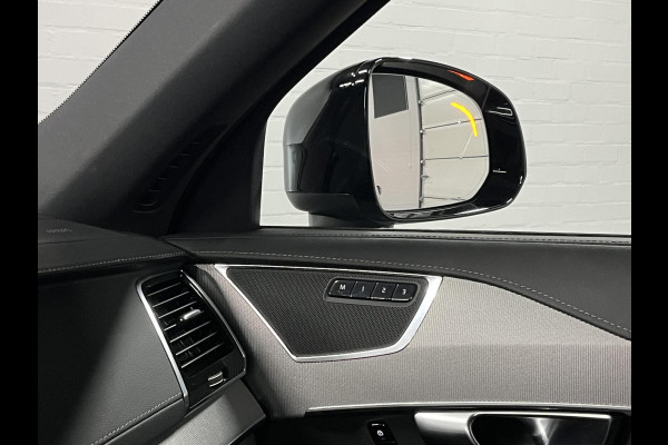 Volvo XC90 2.0 T8 Recharge AWD R-Design *long range* Luchtvering | Trekhaak | Open dak | Adapt. cruise | Stoel-/stuurverwarming | 360 camera | Stoelventilatie | 22" wielen