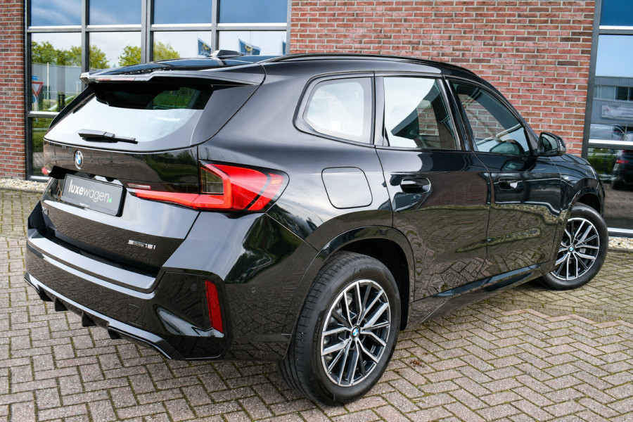 BMW X1 sDrive18i M-Sport Camera ACC-voorber Shadowline Adp-onderstel