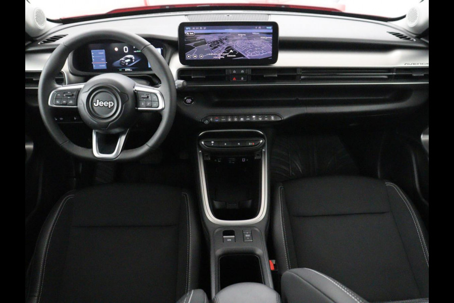 Jeep Avenger Avenger 54 kWh | SOH 94,2% | 3F | Navigatie | Carplay | Camera | Cruise control | Automaat | Elektrische laadklep | Stoelverwarming