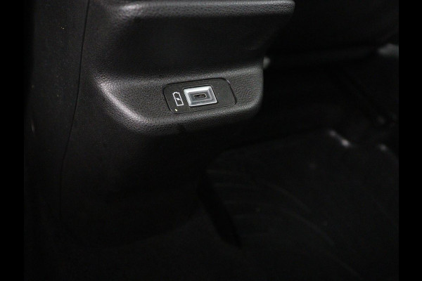 Jeep Avenger Avenger 54 kWh | SOH 94,2% | 3F | Navigatie | Carplay | Camera | Cruise control | Automaat | Elektrische laadklep | Stoelverwarming