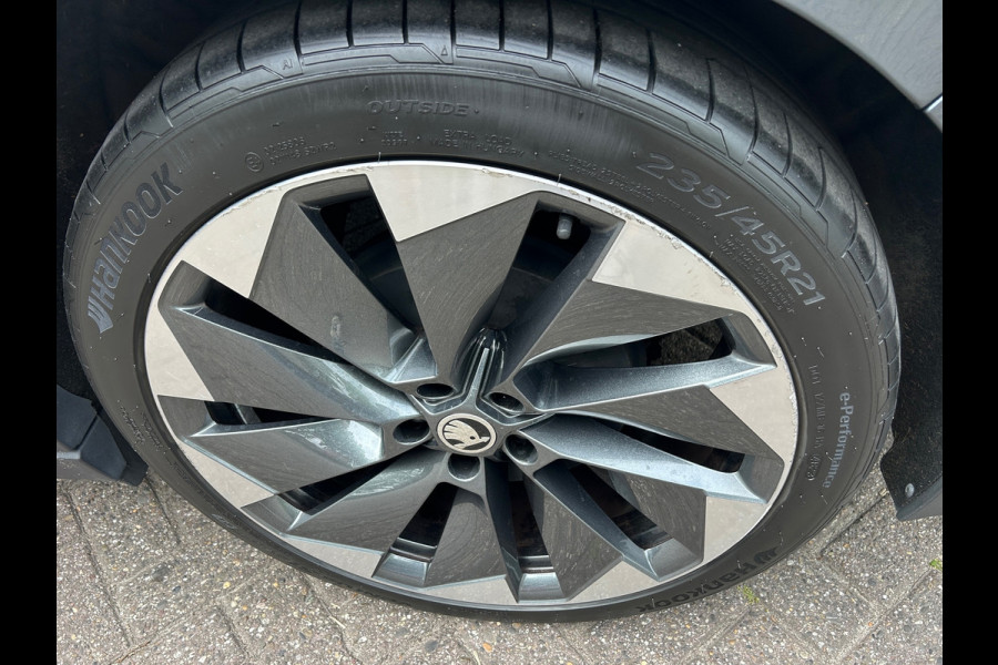 Škoda ENYAQ iV 60 Panoramadak Stoelverw Trekhaak NL Auto 1e EIG Rijklaarprijs