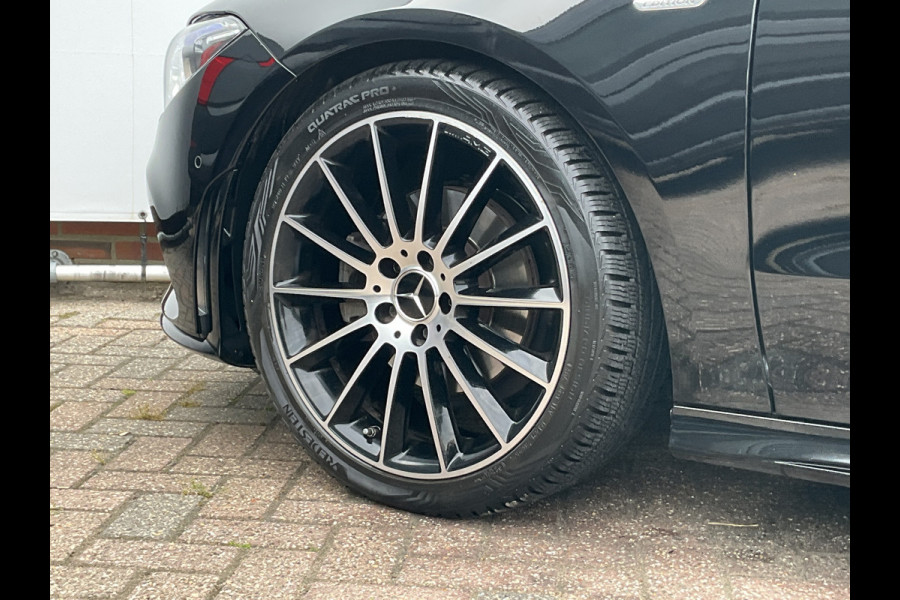 Mercedes-Benz CLA-Klasse Shooting Brake 200 Premium Plus AMG Pano Carplay Stoelverw Uitstraling!