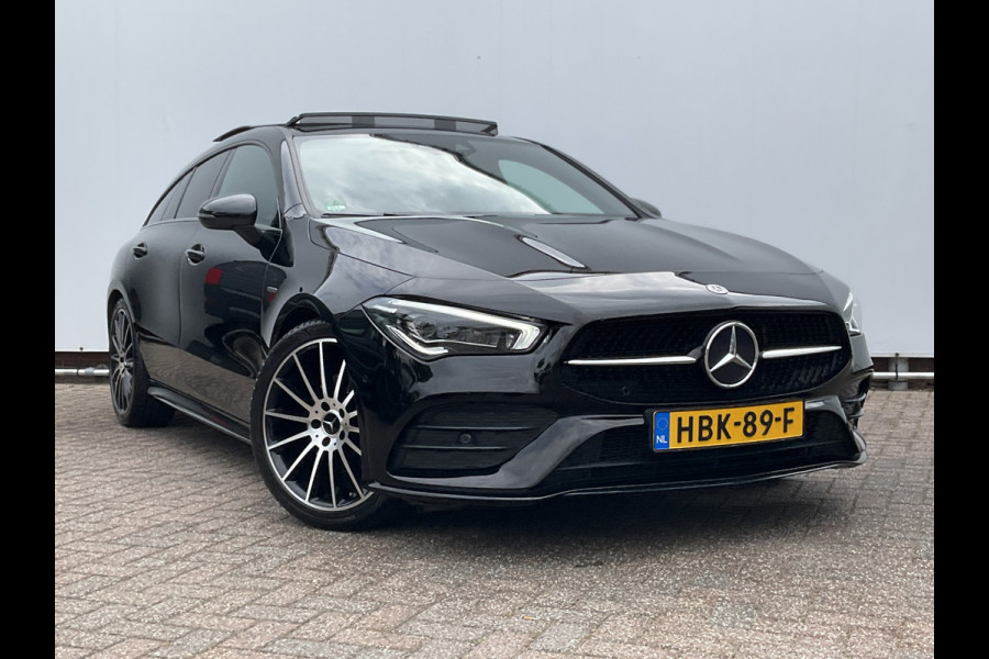 Mercedes-Benz CLA-Klasse Shooting Brake 200 Premium Plus AMG Pano Carplay Stoelverw Uitstraling!